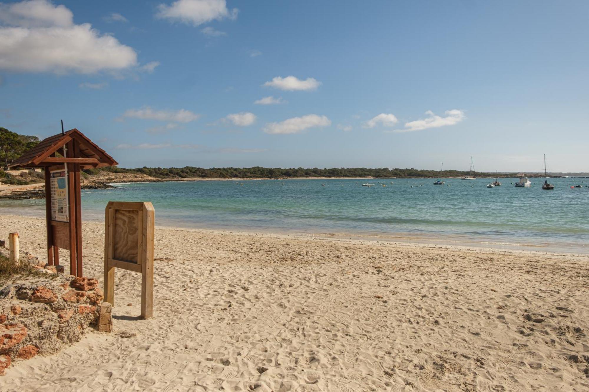 Alma Libre Beach Apartment Colonia de Sant Jordi Εξωτερικό φωτογραφία